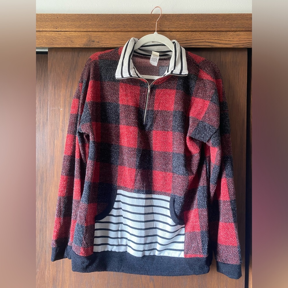 7th Ray womens sweatshirt